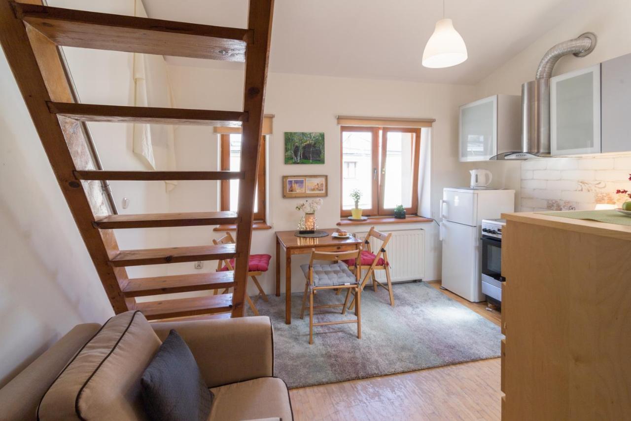 Lovers Nest Appartement Krakau Buitenkant foto